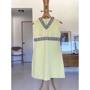 Vintage 60s "Mod" Dress with jewel collar🌼